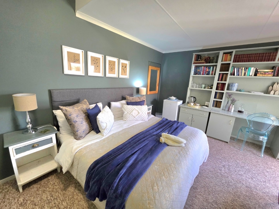5 Bedroom Property for Sale in Clarens Free State